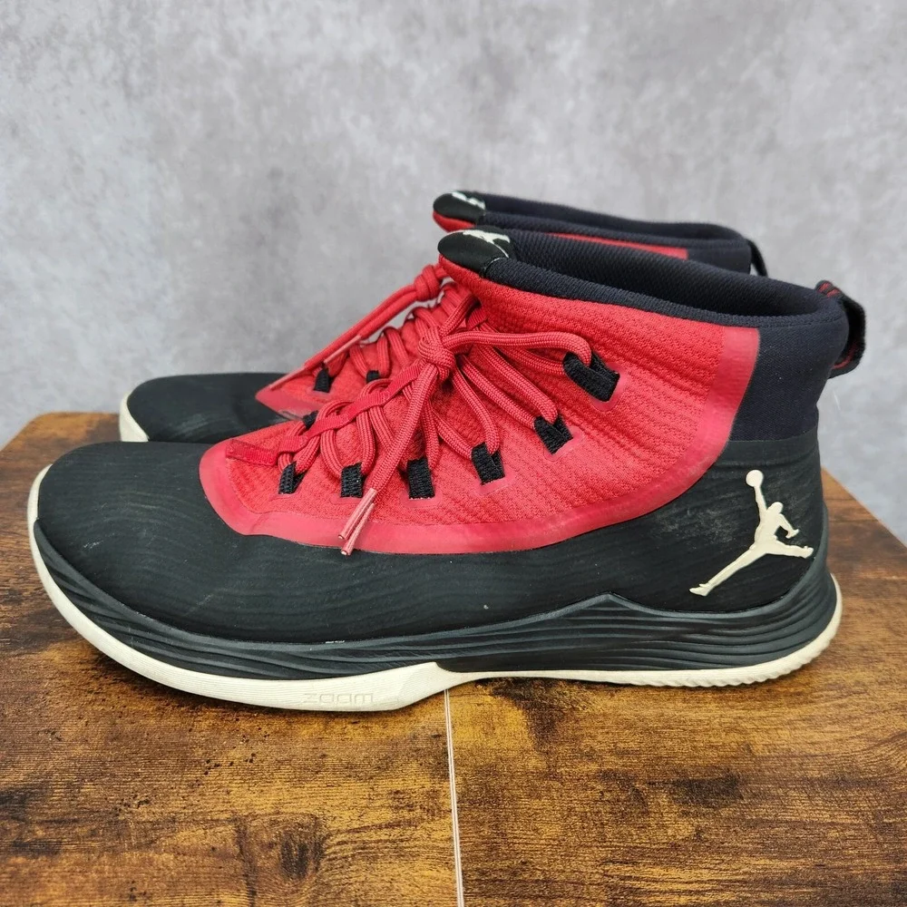 Jordan Ultra Fly‎ 2 Basketball Shoes Mens 14 Black Red Sneakers 897998-001